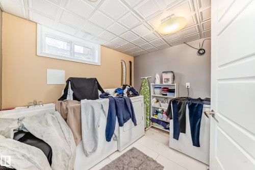 11243 127 Street, Edmonton, AB - Indoor