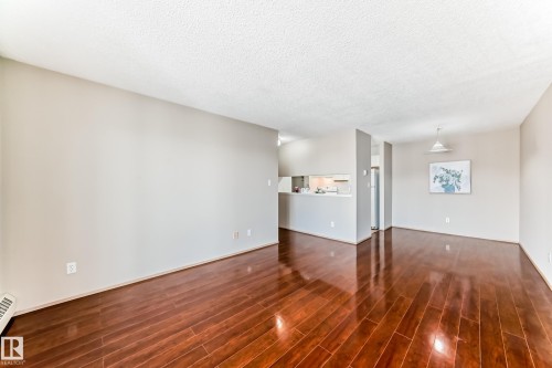 403 17467 98A Avenue, Edmonton, AB - Indoor Photo Showing Other Room