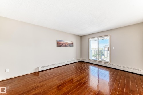 403 17467 98A Avenue, Edmonton, AB - Indoor Photo Showing Other Room