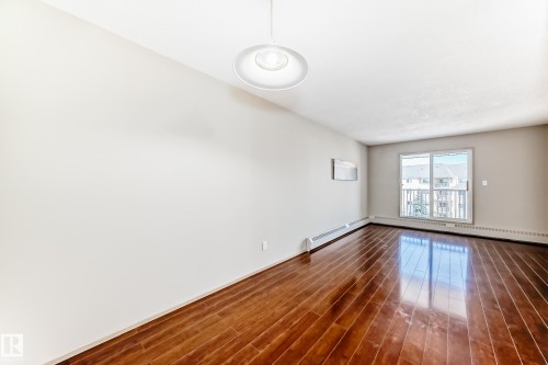 403 17467 98A Avenue, Edmonton, AB - Indoor Photo Showing Other Room