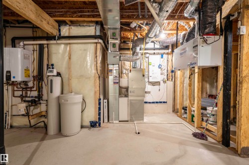 11979 34 Avenue, Edmonton, AB - Indoor Photo Showing Basement