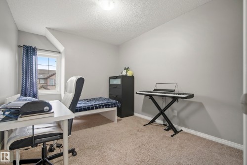 3030 Arthurs Crescent, Edmonton, AB - Indoor Photo Showing Office