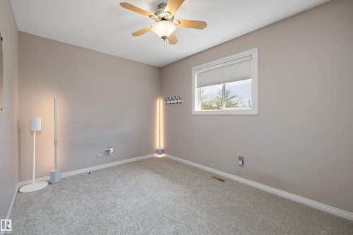 2311 Bailey Court, Edmonton, AB - Indoor Photo Showing Other Room