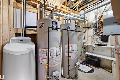 2311 Bailey Court, Edmonton, AB - Indoor Photo Showing Basement