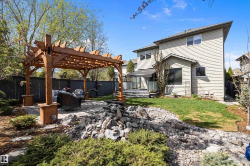 2311 Bailey Court, Edmonton, AB - Outdoor
