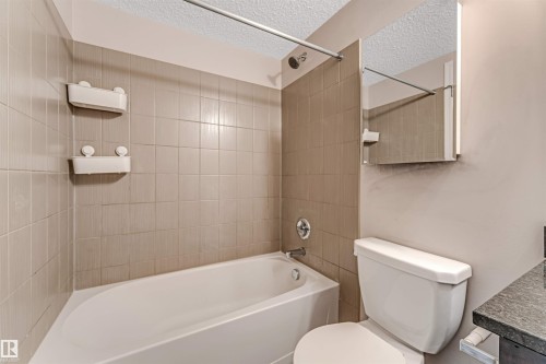 118 11803 22 Ave, Edmonton, AB - Indoor Photo Showing Bathroom