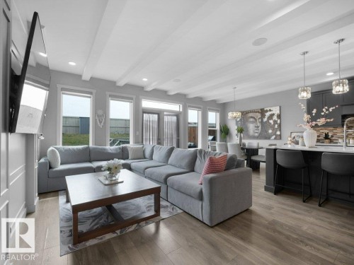 5055 Andison Close, Edmonton, AB - Indoor Photo Showing Living Room