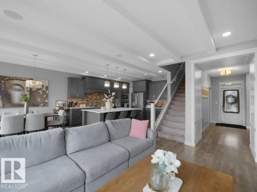 5055 Andison Close, Edmonton, AB - Indoor Photo Showing Living Room