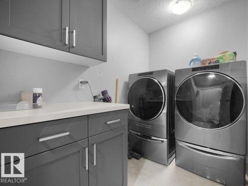 5055 Andison Close, Edmonton, AB - Indoor Photo Showing Laundry Room
