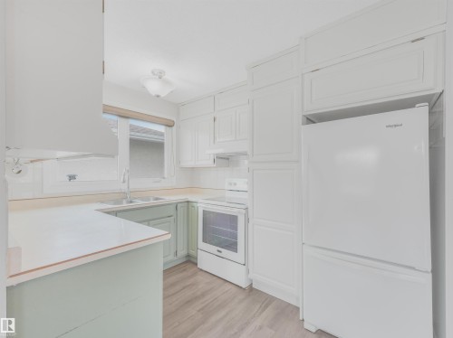 11432 144 Avenue Nw, Edmonton, AB 