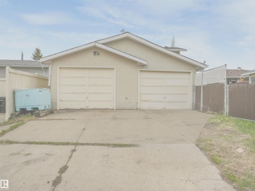11432 144 Avenue Nw, Edmonton, AB 