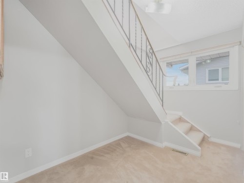 11432 144 Avenue Nw, Edmonton, AB 
