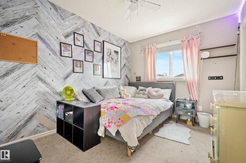 14740 140 Street, Edmonton, AB - Indoor Photo Showing Bedroom