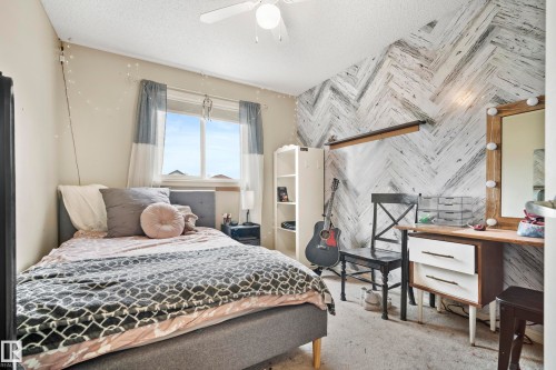 14740 140 Street, Edmonton, AB - Indoor Photo Showing Bedroom
