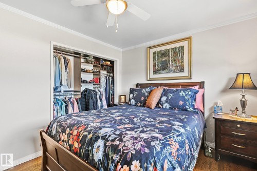 4704 109 Avenue, Edmonton, AB - Indoor Photo Showing Bedroom