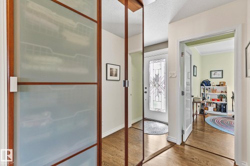 4704 109 Avenue, Edmonton, AB - Indoor Photo Showing Other Room