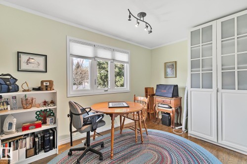 4704 109 Avenue, Edmonton, AB - Indoor