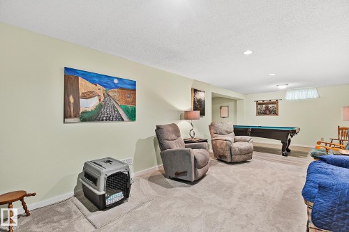 4704 109 Avenue, Edmonton, AB - Indoor