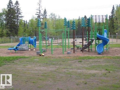 Great Playground Near by. - 4809 32 St., Rural Wetaskiwin County, AB - Outdoor