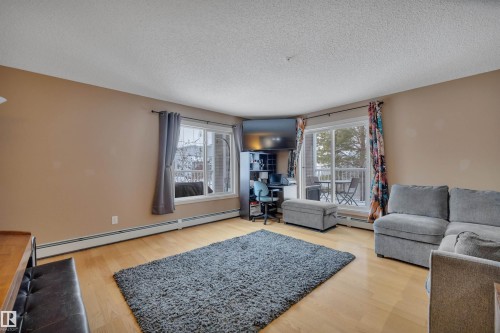 101 4407 23 Street, Edmonton, AB - Indoor Photo Showing Living Room