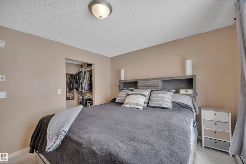 101 4407 23 Street, Edmonton, AB - Indoor Photo Showing Bedroom