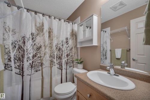 101 4407 23 Street, Edmonton, AB - Indoor Photo Showing Bathroom