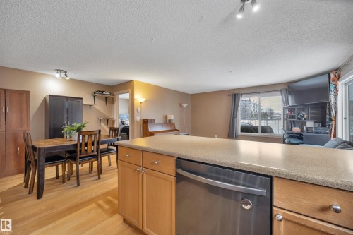 101 4407 23 Street, Edmonton, AB - Indoor