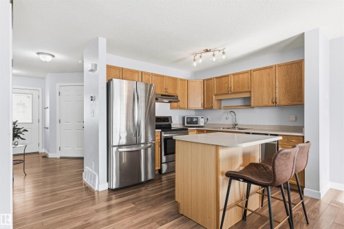 15315 137A Street, Edmonton, AB - Indoor Photo Showing Kitchen With Stainless Steel Kitchen