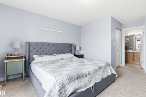 15315 137A Street, Edmonton, AB - Indoor Photo Showing Bedroom