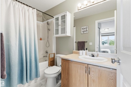 15315 137A Street, Edmonton, AB - Indoor Photo Showing Bathroom