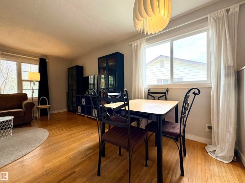9103 131 Avenue, Edmonton, AB - Indoor Photo Showing Dining Room