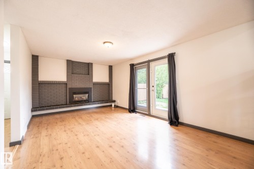 8111 187 Street, Edmonton, AB - Indoor With Fireplace