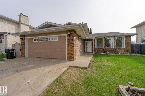 8111 187 Street, Edmonton, AB - Outdoor