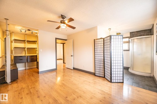 8111 187 Street, Edmonton, AB - Indoor Photo Showing Other Room