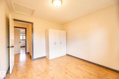 8111 187 Street, Edmonton, AB - Indoor Photo Showing Other Room