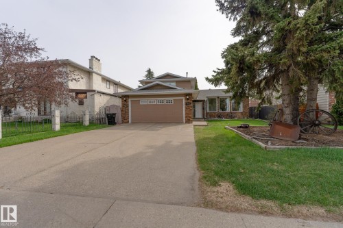 8111 187 Street, Edmonton, AB - Outdoor