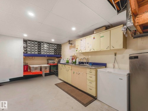 14611 89 Avenue, Edmonton, AB - Indoor Photo Showing Laundry Room
