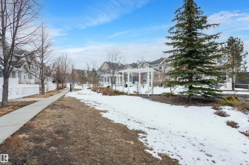 118 2051 Towne Centre Boulevard, Edmonton, AB - Outdoor