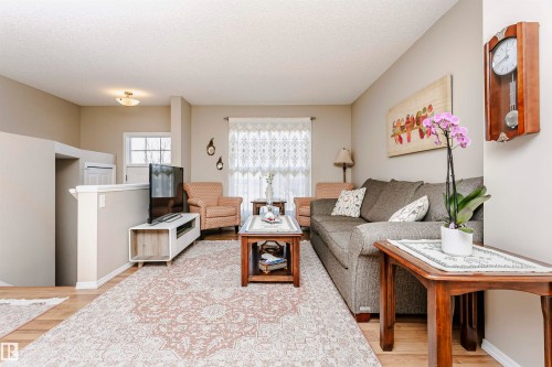 118 2051 Towne Centre Boulevard, Edmonton, AB - Indoor Photo Showing Living Room
