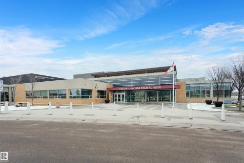 118 2051 Towne Centre Boulevard, Edmonton, AB - Outdoor