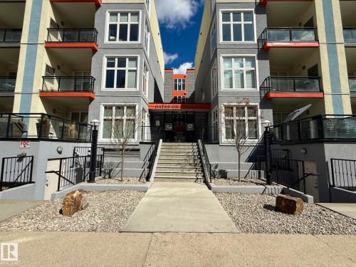 417 10147 112 Street  Edmonton, AB T5K 1M1