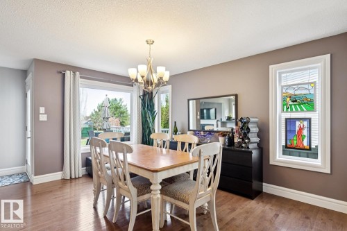 12067 21 Avenue, Edmonton, AB - Indoor Photo Showing Dining Room
