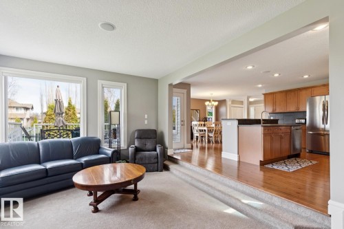 12067 21 Avenue, Edmonton, AB - Indoor Photo Showing Living Room