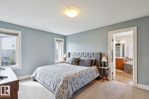 12067 21 Avenue, Edmonton, AB - Indoor Photo Showing Bedroom