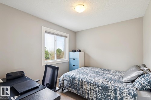 12067 21 Avenue, Edmonton, AB - Indoor Photo Showing Bedroom