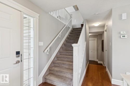 12067 21 Avenue, Edmonton, AB - Indoor Photo Showing Other Room