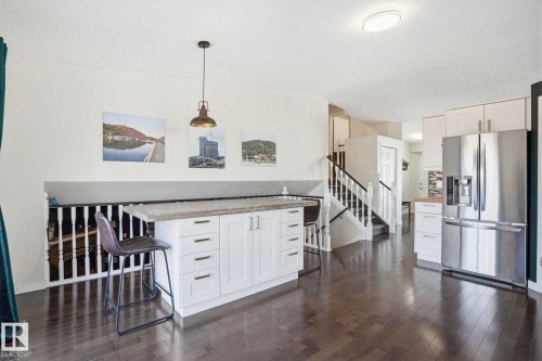 5410 57 Avenue, Beaumont, AB - Indoor Photo Showing Kitchen