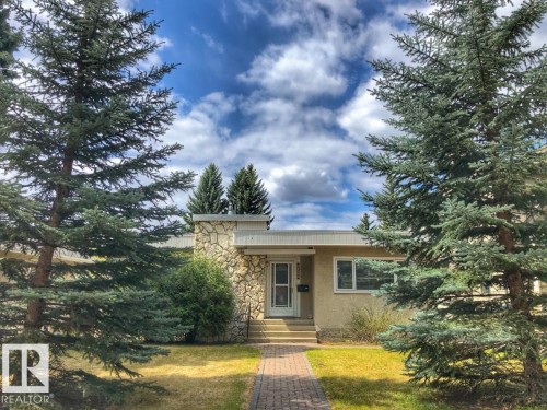 9126 117 Street, Edmonton, AB 