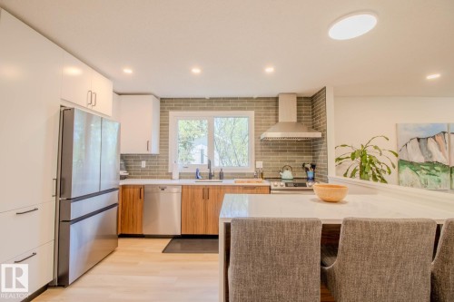3412 110 Street, Edmonton, AB - Indoor Photo Showing Kitchen