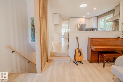 3412 110 Street, Edmonton, AB - Indoor Photo Showing Other Room